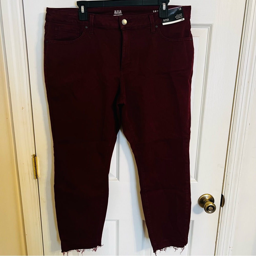 a.n.a Women's Burgundy Pants